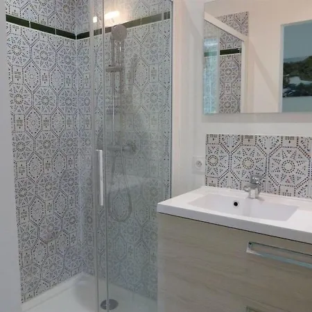 بيت للعطل House Maison Familiale Proche Mer Et Commerces 5 Chambres 3 Salles De Bain *